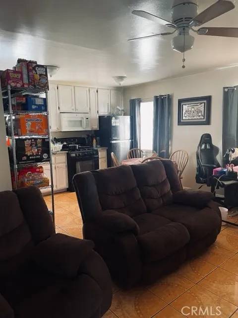 South Gate, CA 90280,8960 Elizabeth Avenue