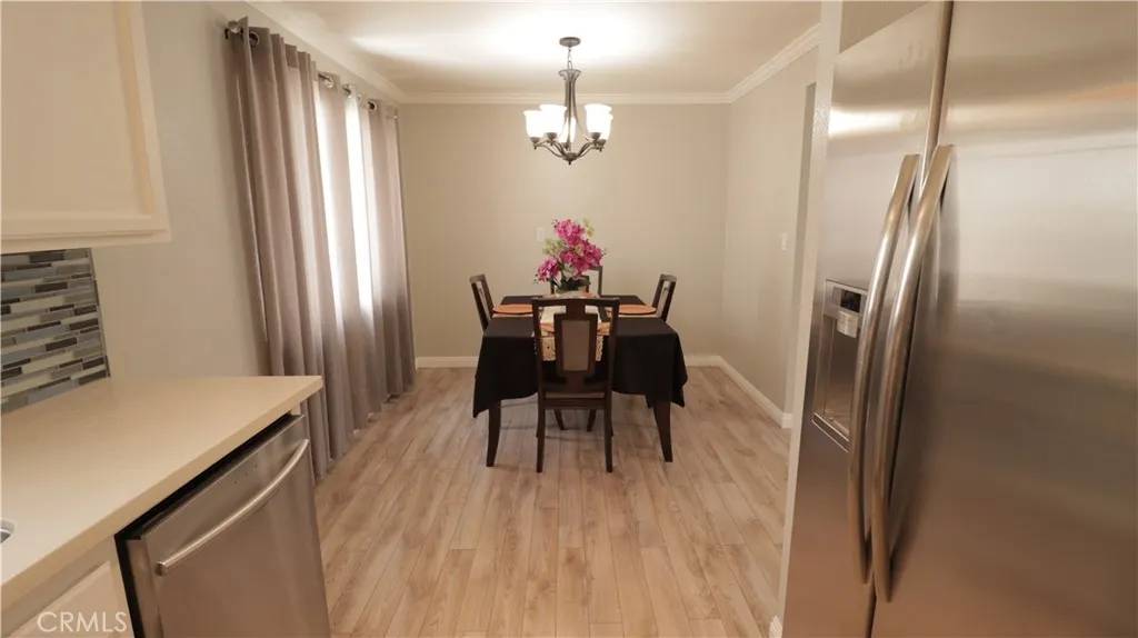 Paramount, CA 90723,7331 Exeter Street #208