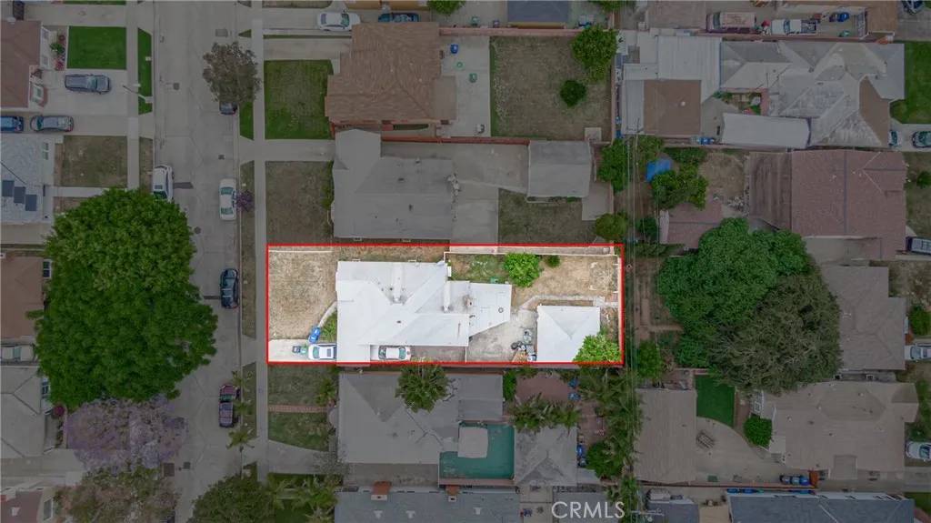 South Gate, CA 90280,10020 Hildreth Avenue