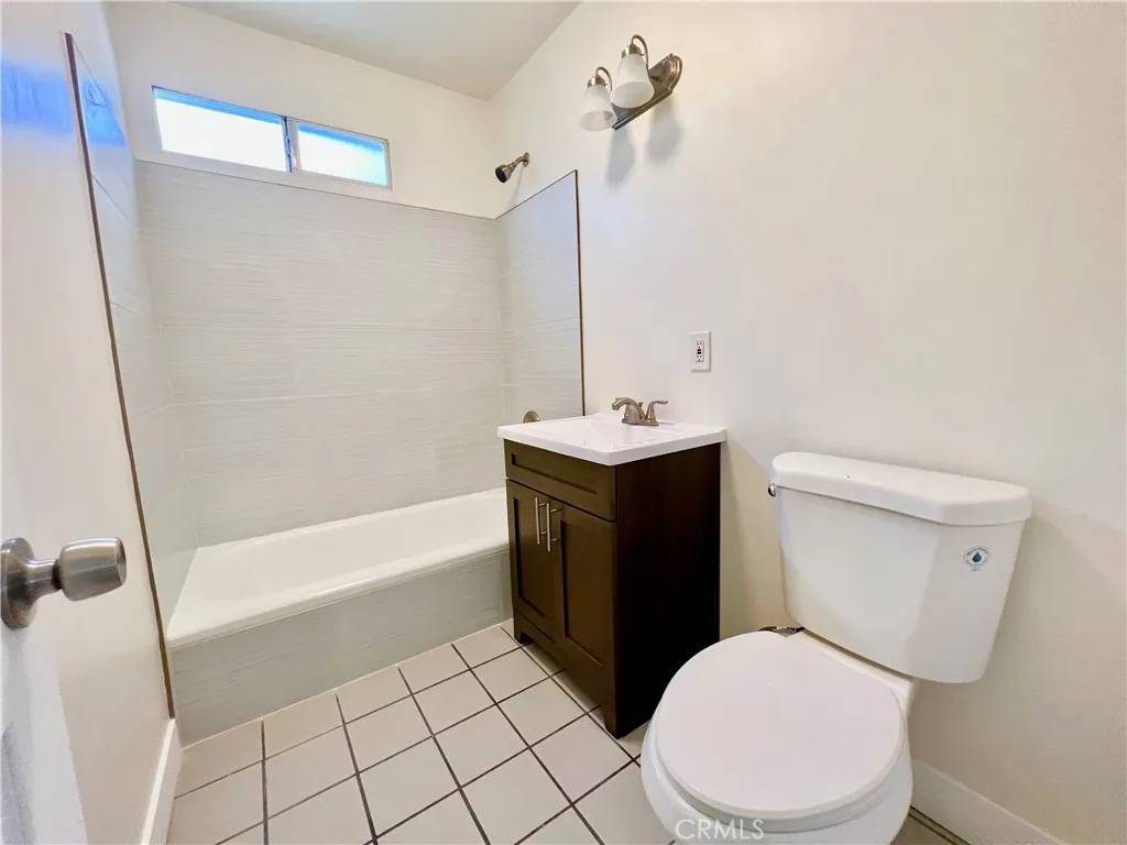 Bellflower, CA 90706,9575 Rosecrans Avenue