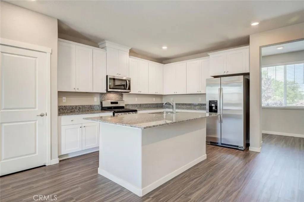 West Sacramento, CA 95691,3302 New York Road