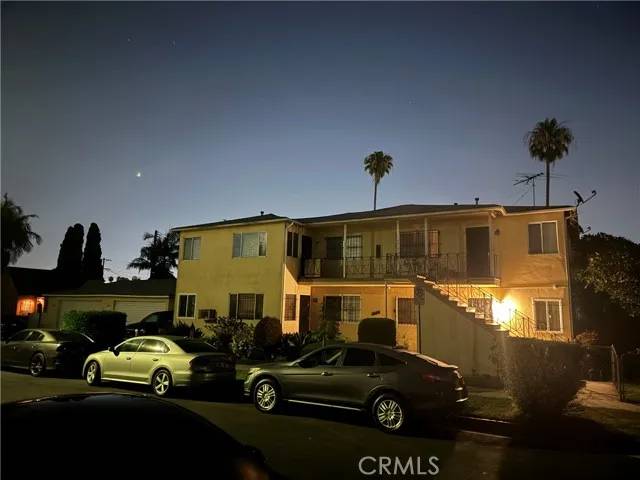 Los Angeles, CA 90016,3446 Hillcrest Drive