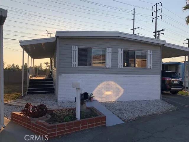 Paramount, CA 90723,16601 S Garfield #204