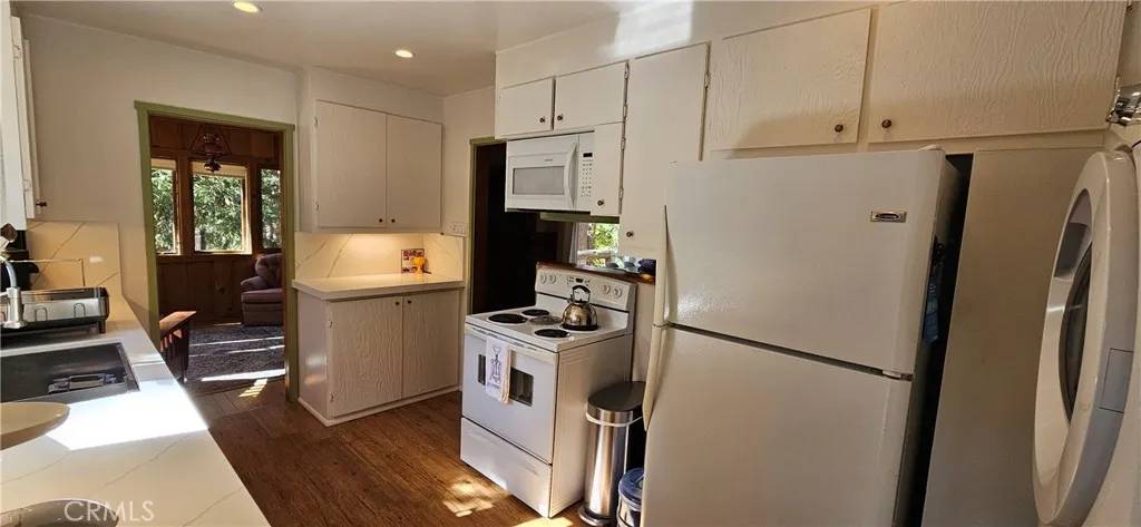 Idyllwild, CA 92549,54095 S Circle Drive