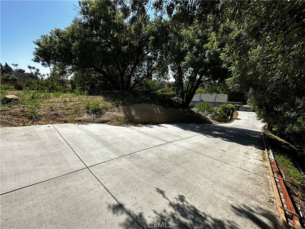 Encino, CA 91436,4632 Libbit