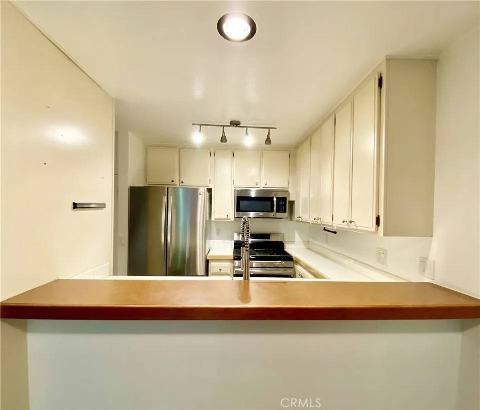 Orange, CA 92869,4900 E Chapman Avenue #117