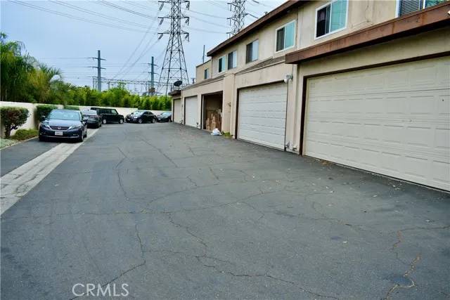 Paramount, CA 90723,16710 Orange Avenue #J53