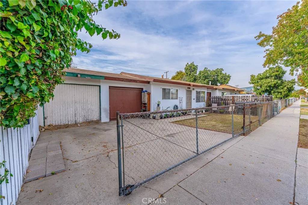 Bell Gardens, CA 90201,6643 Chalet Drive