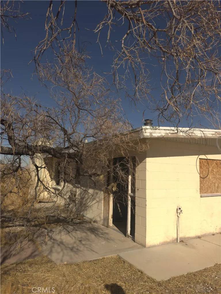 Lucerne Valley, CA 92356,9439 Blackhawk Trail