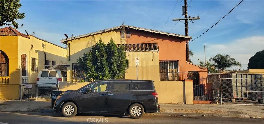Los Angeles, CA 90033,422 N Mott Street