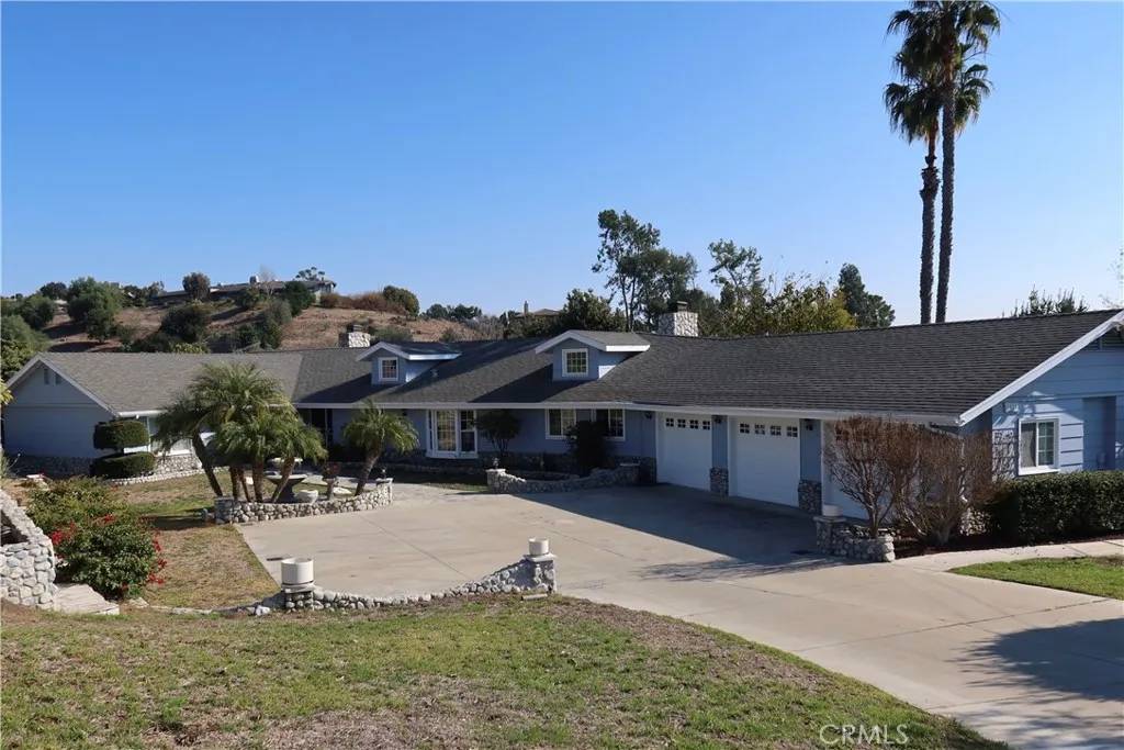 La Habra Heights, CA 90631,1424 Cloister Drive