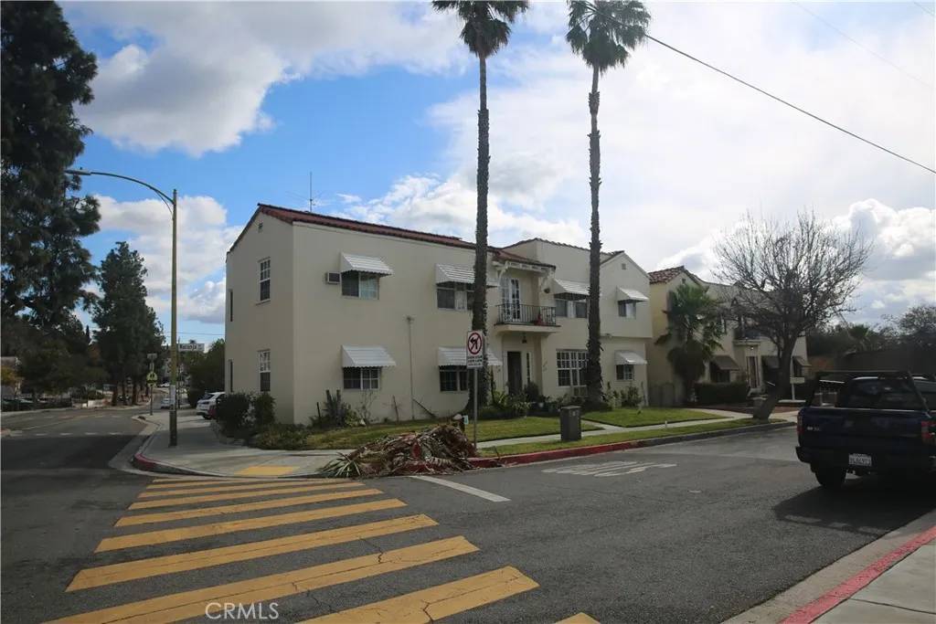 Glendale, CA 91206,630 Naranja Drive