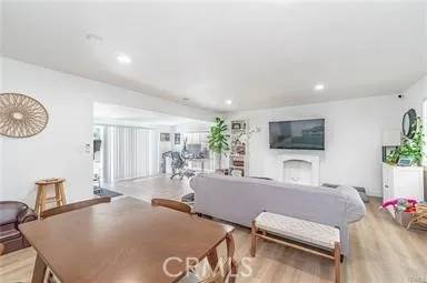 Downey, CA 90241,10919 Newville Avenue
