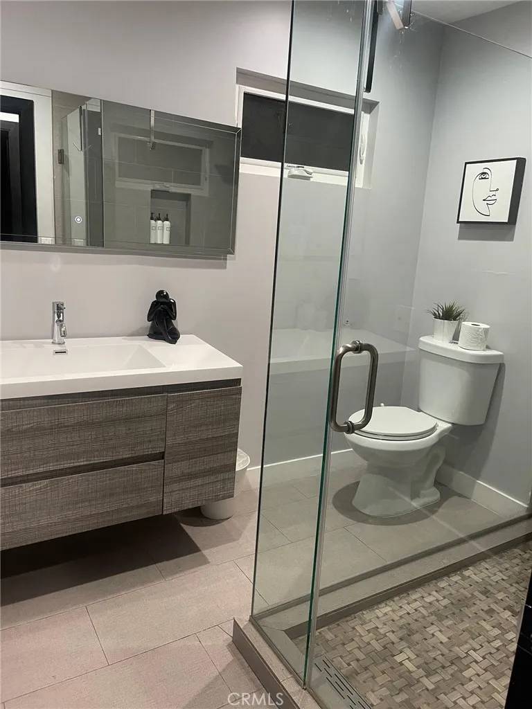 Los Angeles, CA 90046,8357 Yucca Trail