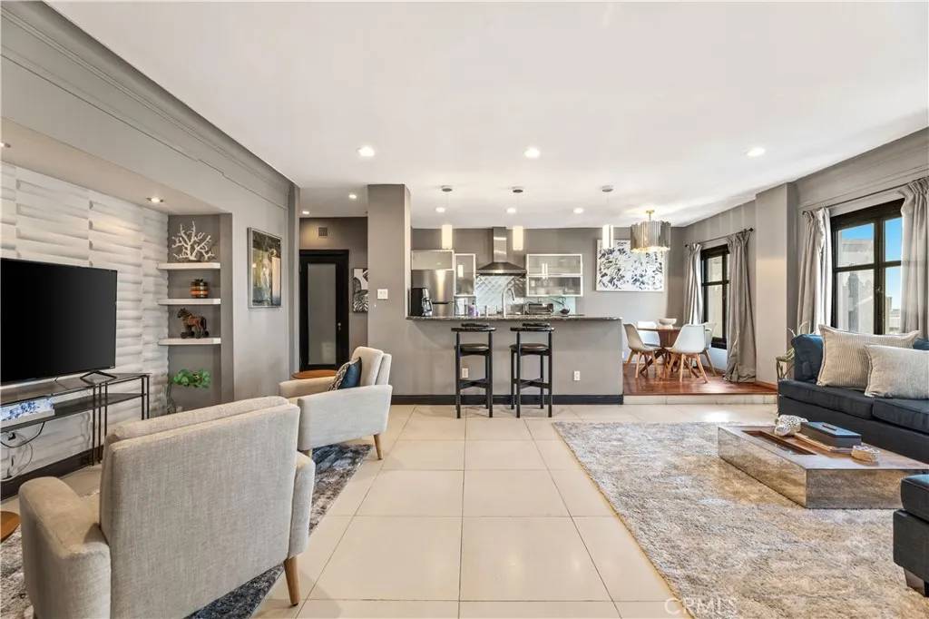 Long Beach, CA 90802,140 Linden Avenue #957