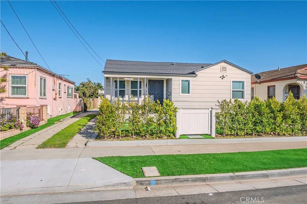 Inglewood, CA 90304,11018 S Burl Avenue