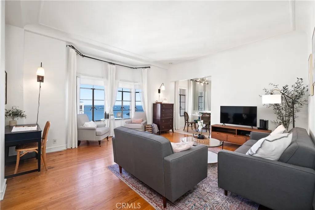 Long Beach, CA 90802,800 E Ocean Boulevard #1405