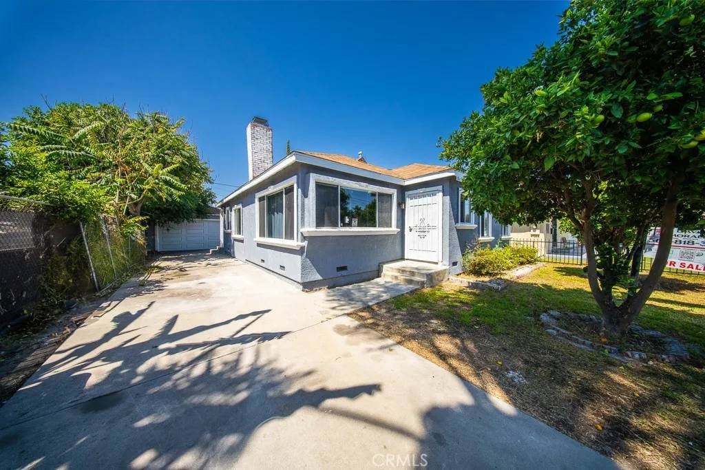 Compton, CA 90220,843 W Brazil Street