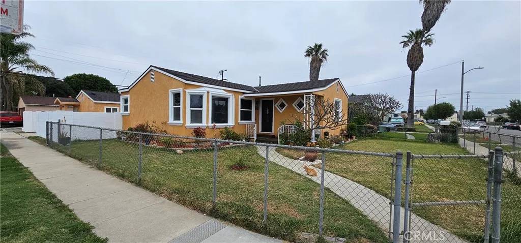 Lynwood, CA 90262,4301 Brewster Avenue