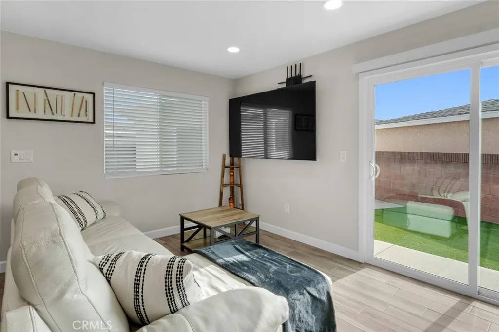 Torrance, CA 90504,16921 Daphne Avenue