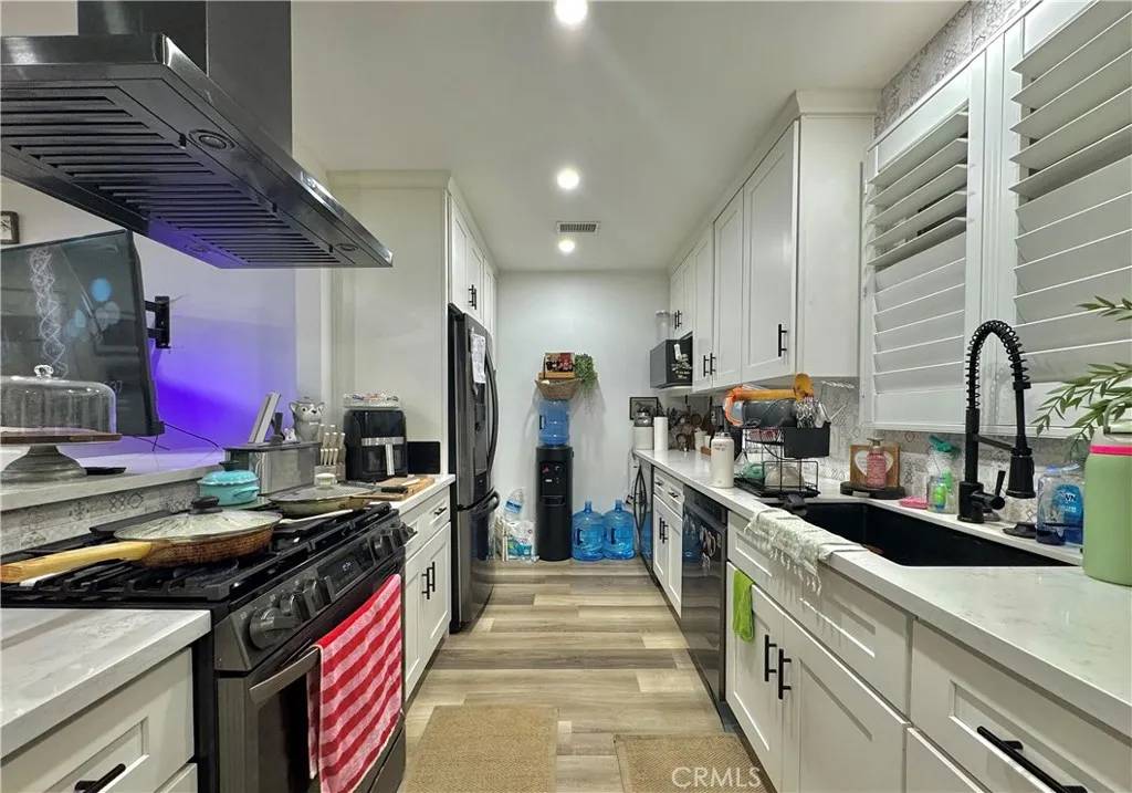 Downey, CA 90240,6502 Dos Rios Road