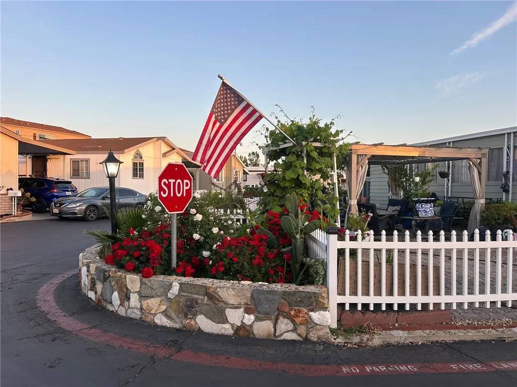 Glendora, CA 91740,201 E Arrow #12