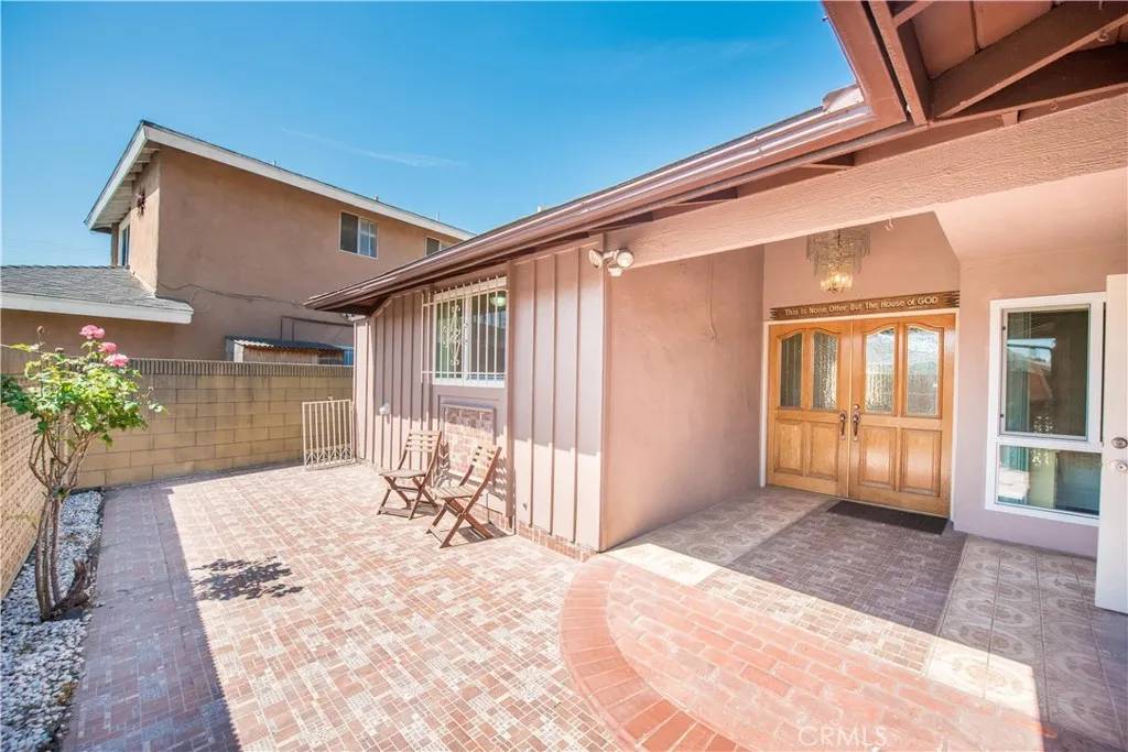 Pico Rivera, CA 90660,4459 Pine Street