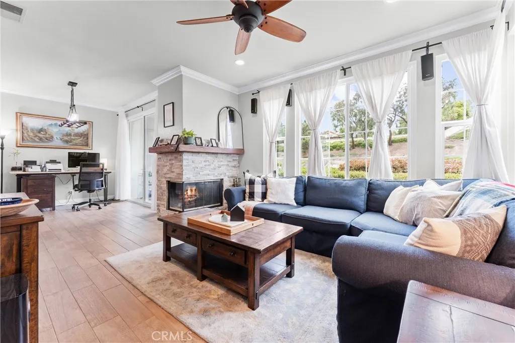 Rancho Santa Margarita, CA 92688,61 Santa Loretta