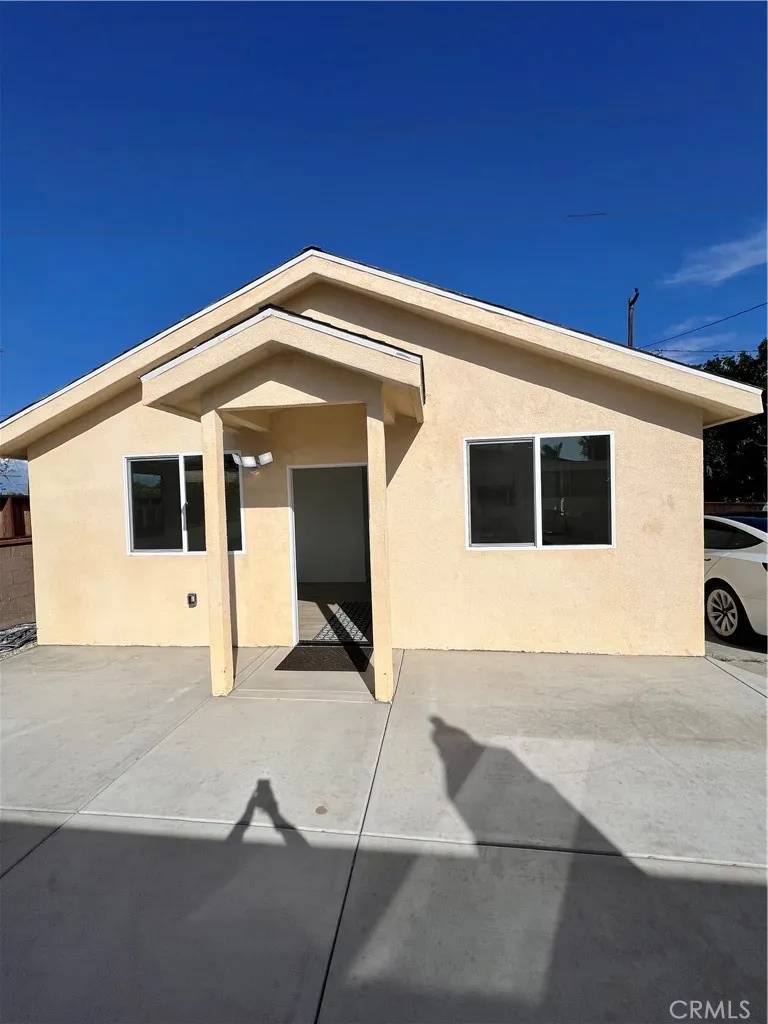 Pico Rivera, CA 90660,4748 Garrick Avenue
