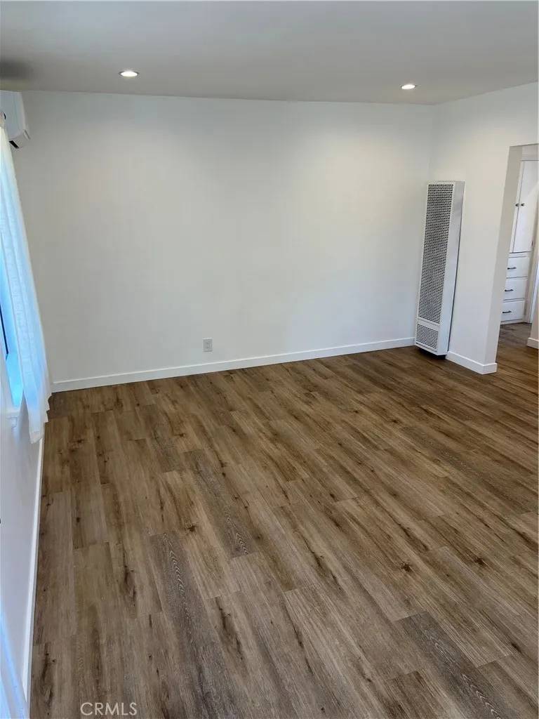 North Hollywood, CA 91606,12660 Oxnard Street