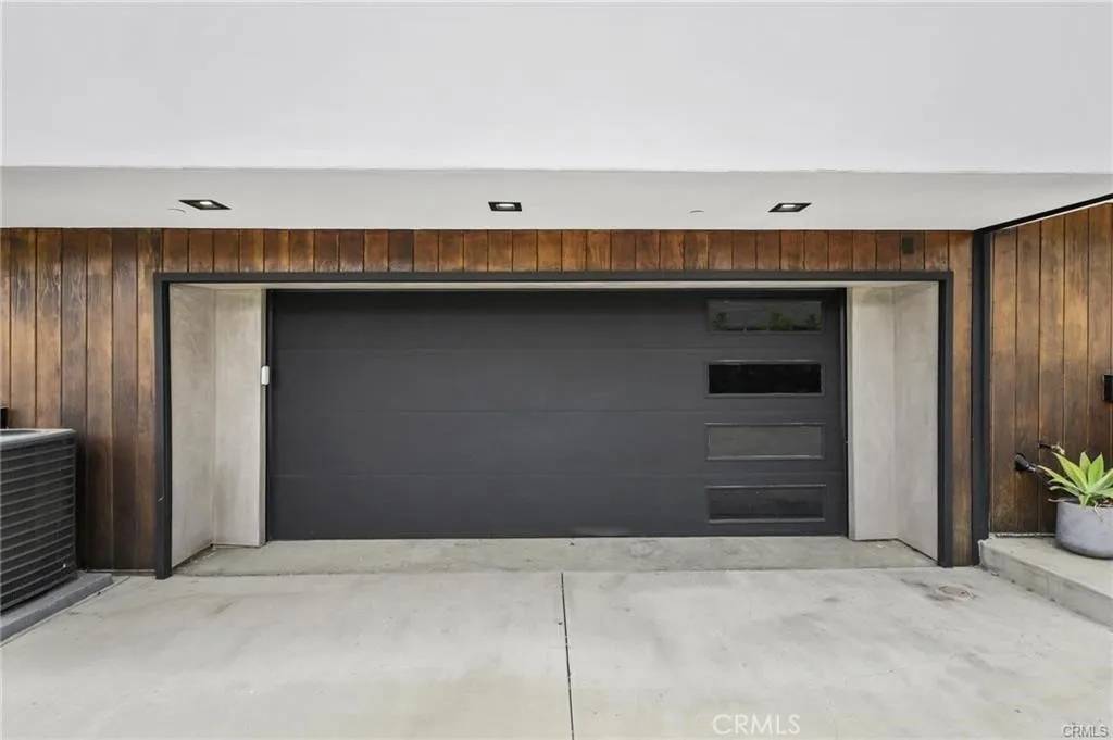Los Angeles, CA 90029,4136 Normal Avenue #3/4