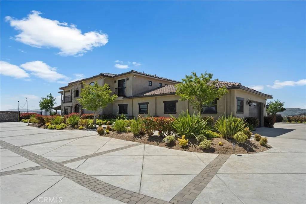 Castaic, CA 91384,29732 Arroyo Oak Lane
