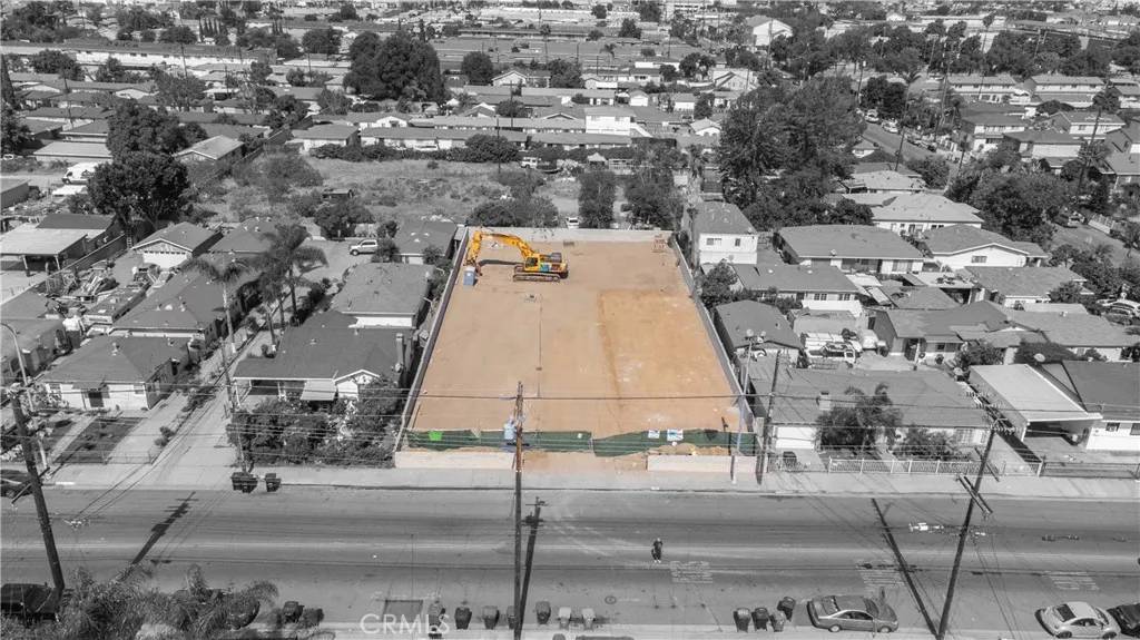 Cudahy, CA 90201,7919 Wilcox