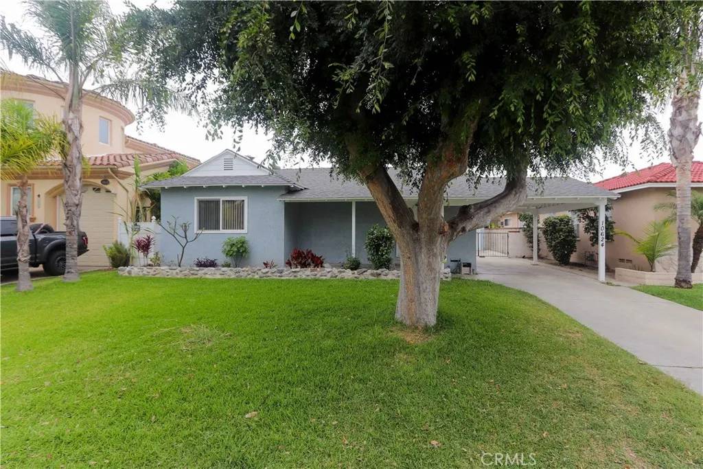 Downey, CA 90241,10624 Shellyfield Road