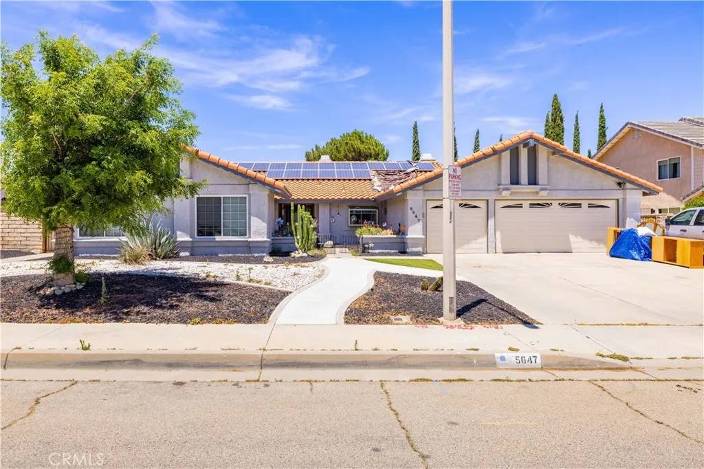 Palmdale, CA 93551,5647 Redwood Ave