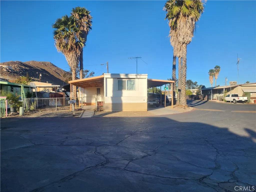 Riverside, CA 92509,3319 AVALON #78