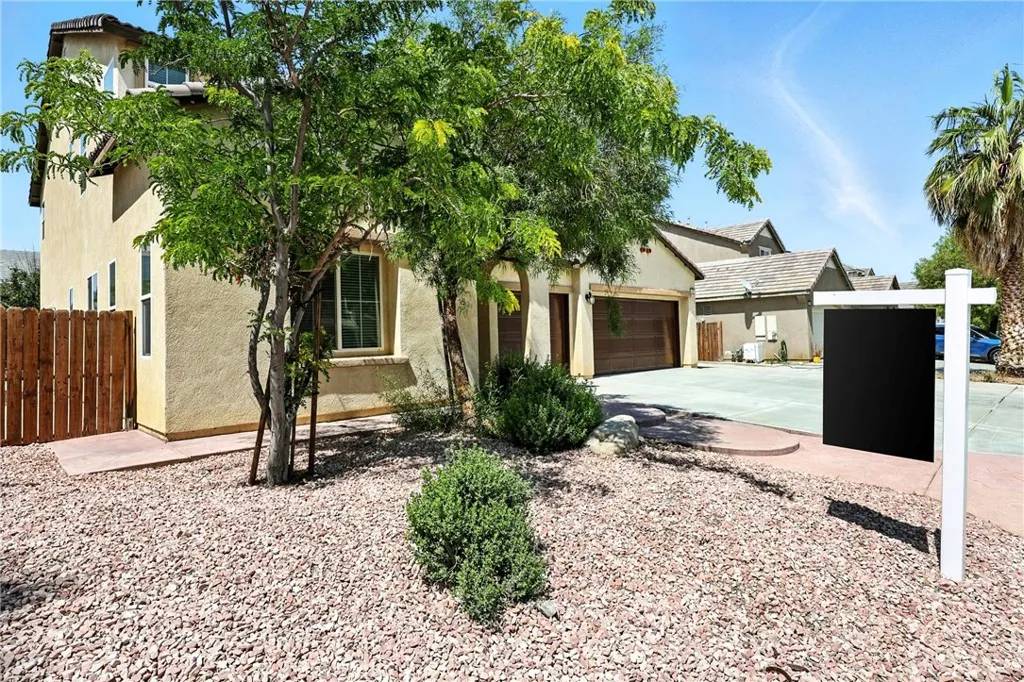 Victorville, CA 92392,12648 Agave Bay Street
