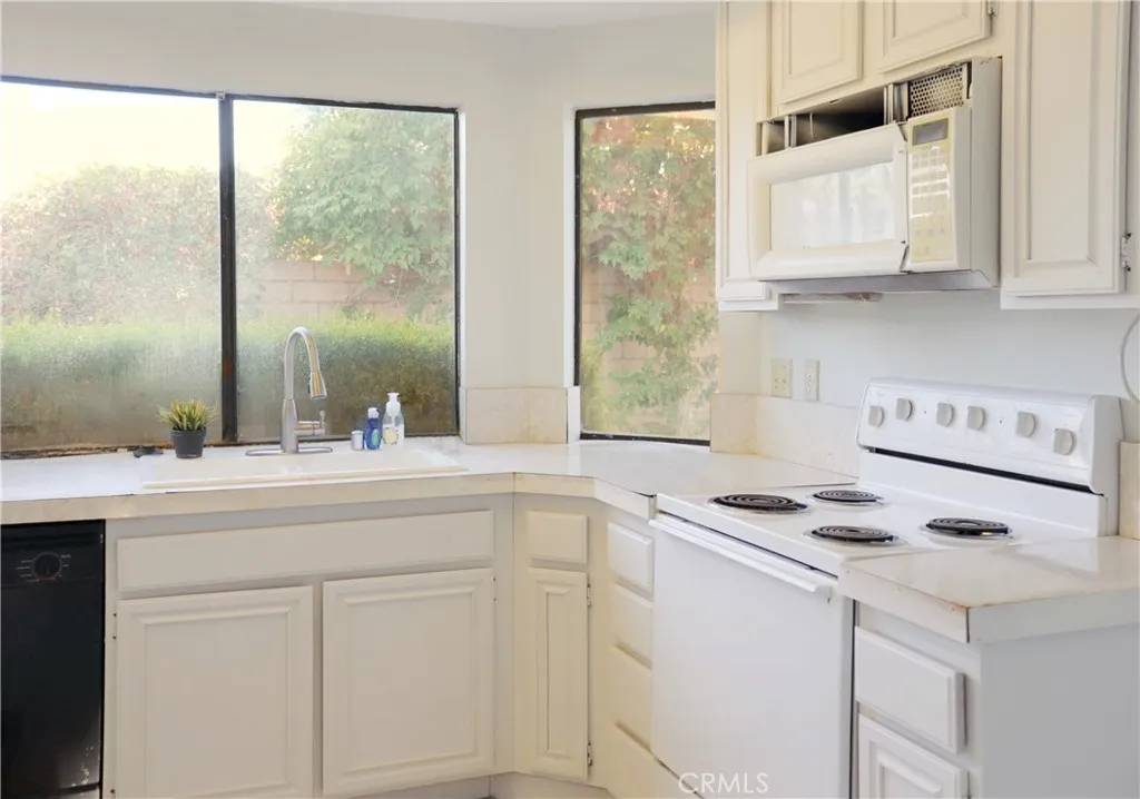 Cathedral City, CA 92234,68893 Calle Monforte