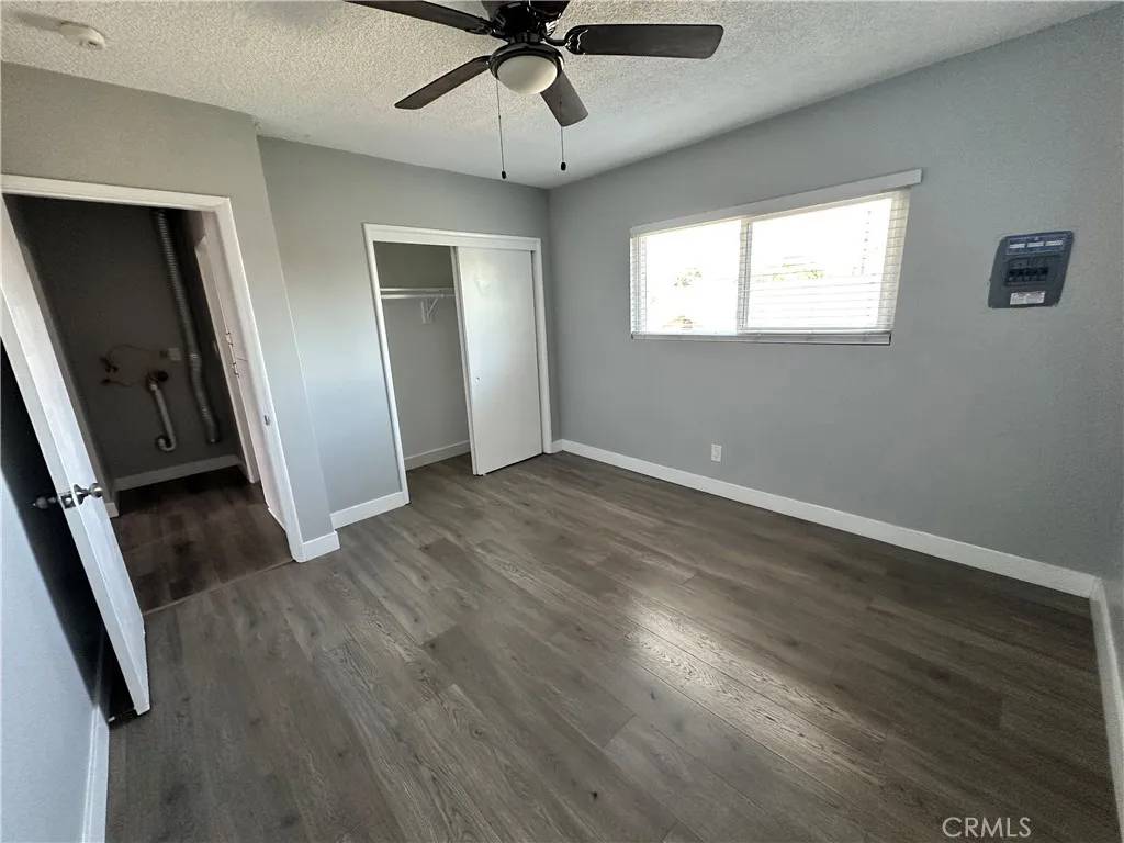 Paramount, CA 90723,8150 Gardendale Street #C