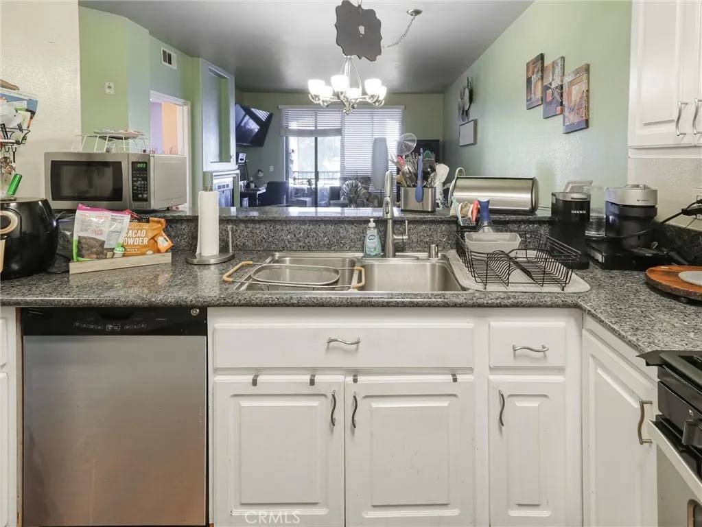 Long Beach, CA 90802,555 Maine Avenue #219