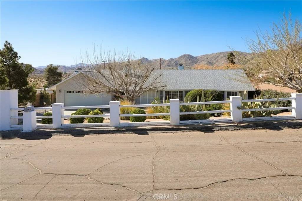 Joshua Tree, CA 92252,61849 Alta Mesa Drive