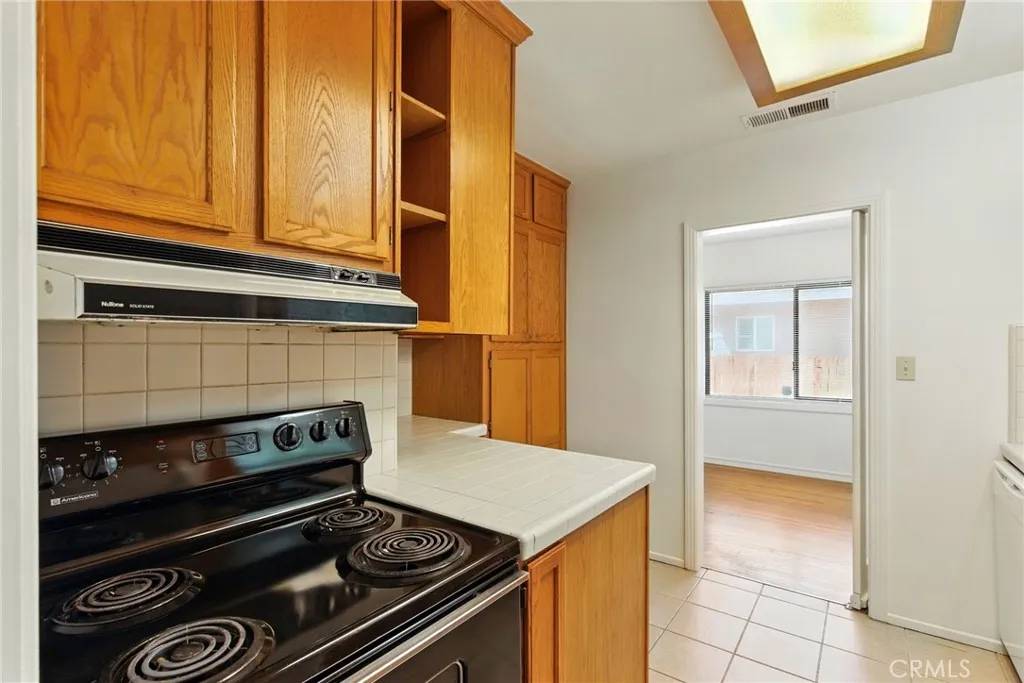 Sacramento, CA 95820,4041 57TH STREET