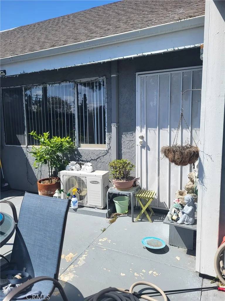 Santa Ana, CA 92704,601 S Newhope Street #5
