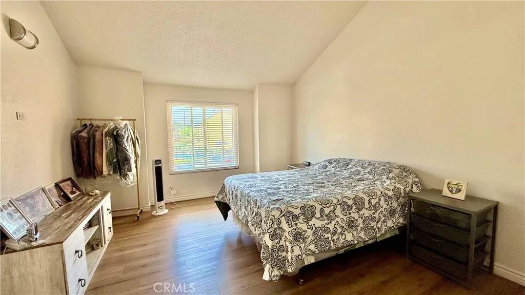 Covina, CA 91722,681 N Lark Ellen Avenue