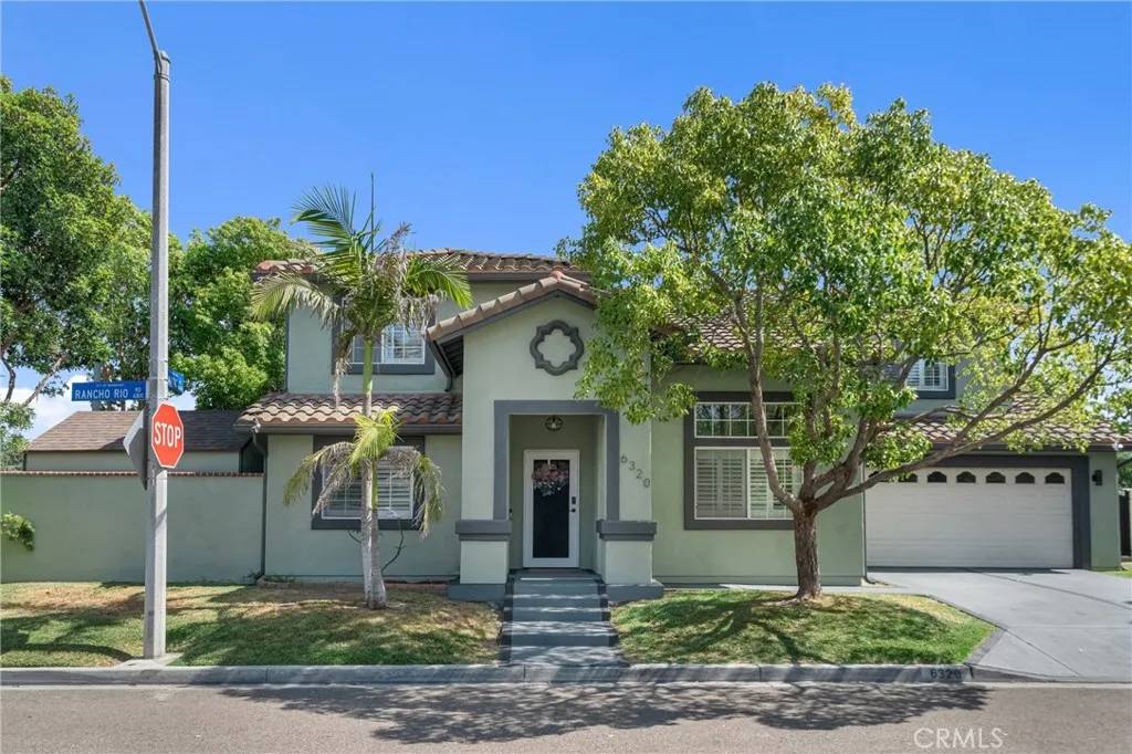 Paramount, CA 90723,6320 Rancho Rio Road