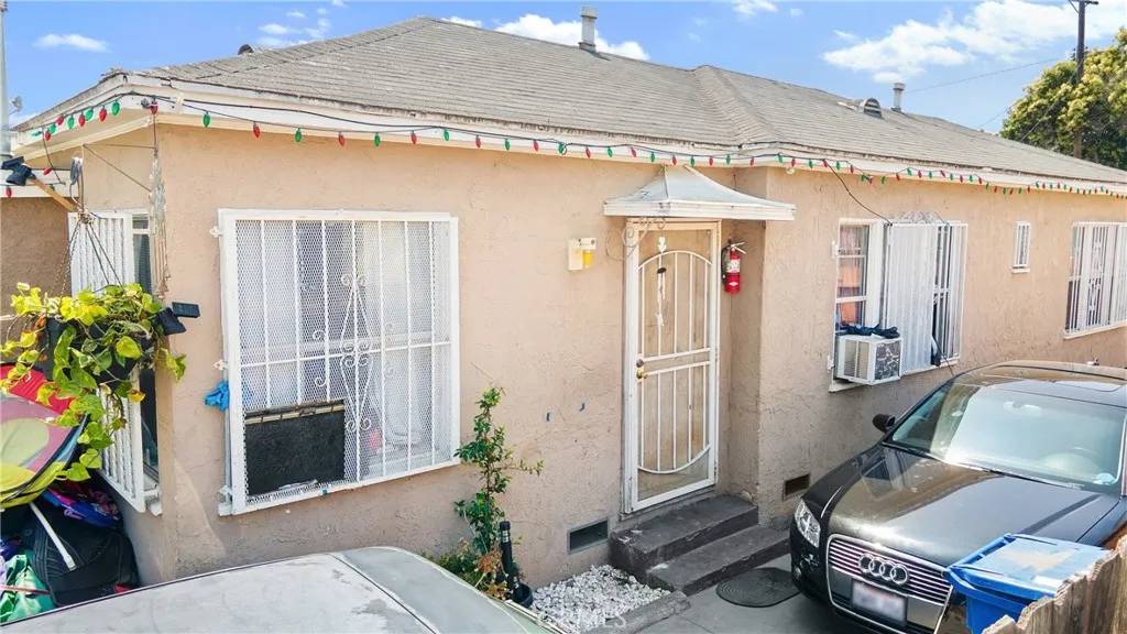 Los Angeles, CA 90059,2227 E 112th Street