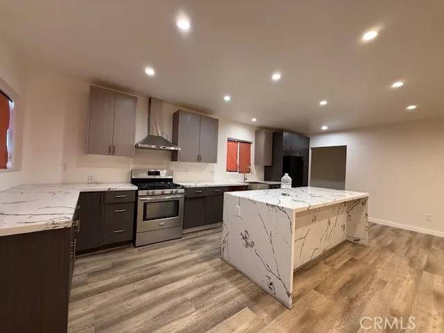 Downey, CA 90242,8106 Leeds Street