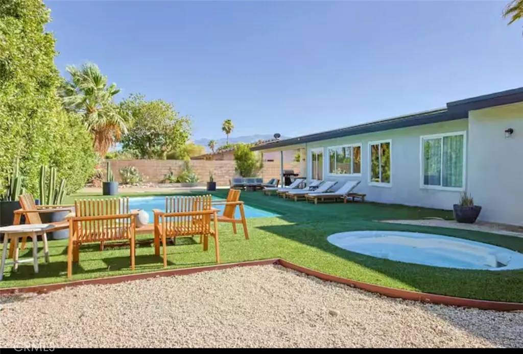 Palm Springs, CA 92262,1874 N Los Alamos Road