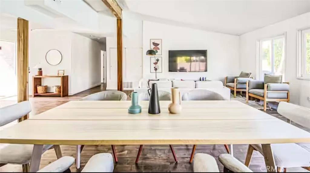 Palm Springs, CA 92262,1874 N Los Alamos Road