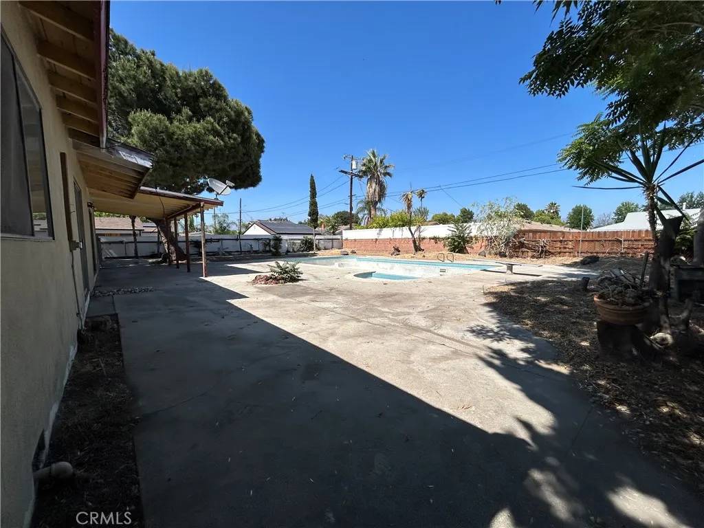 North Hollywood, CA 91605,6910 Bellaire Avenue